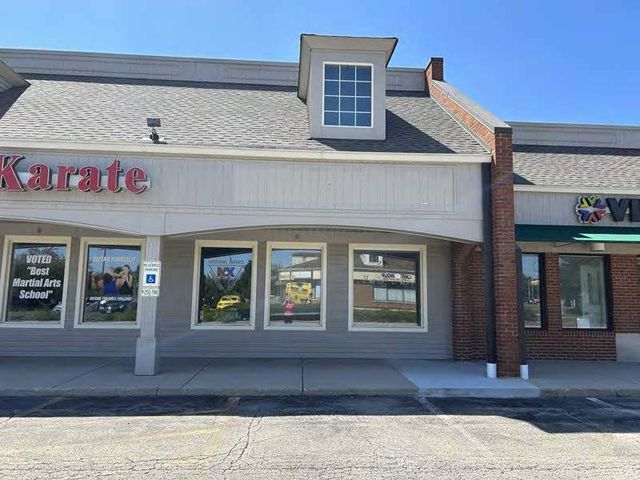 1795 S Washington Street 103, Naperville, IL 60565