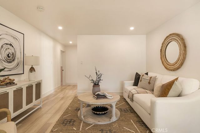 12822 Fairhaven, North Tustin, CA 92705