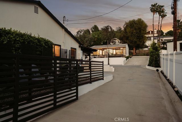 12822 Fairhaven, North Tustin, CA 92705