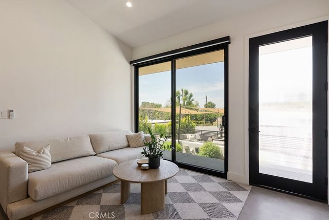 12822 Fairhaven, North Tustin, CA 92705