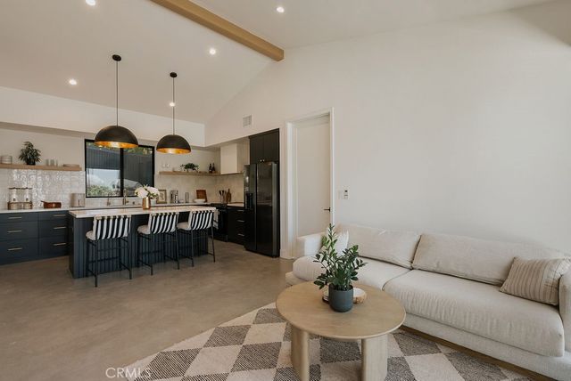 12822 Fairhaven, North Tustin, CA 92705