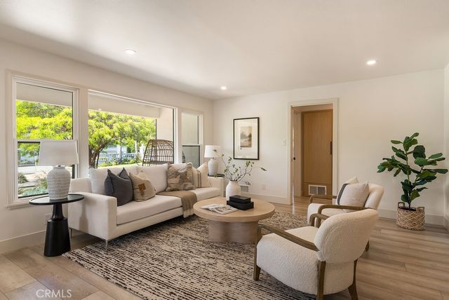 12822 Fairhaven, North Tustin, CA 92705