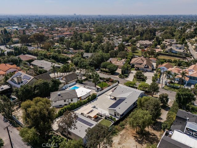 12822 Fairhaven, North Tustin, CA 92705