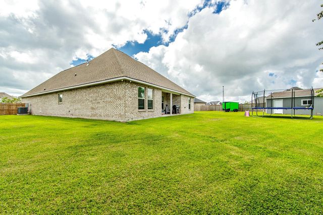 327 Modesto Drive, Houma, LA 70364