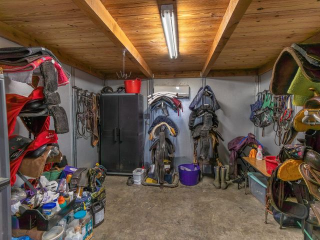 3936 Beasley West End Road, Beasley, TX 77417