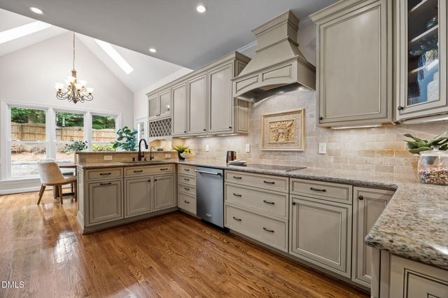 101 Coventry Lane, Cary, NC 27511