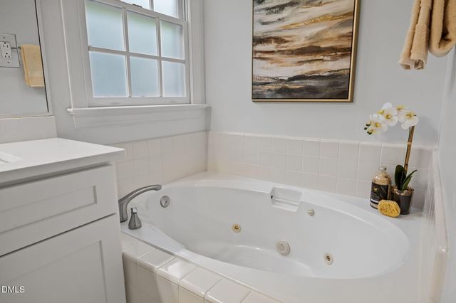 101 Coventry Lane, Cary, NC 27511