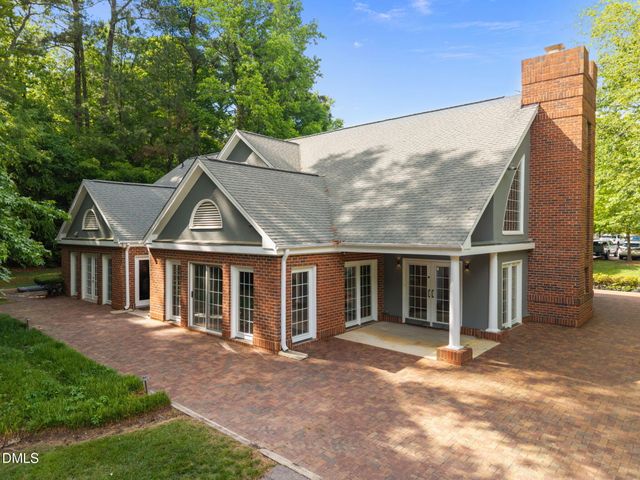 101 Coventry Lane, Cary, NC 27511