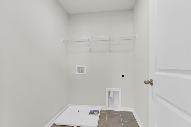 813 Abbey Gardens Lane, Moncks Corner, SC 29461