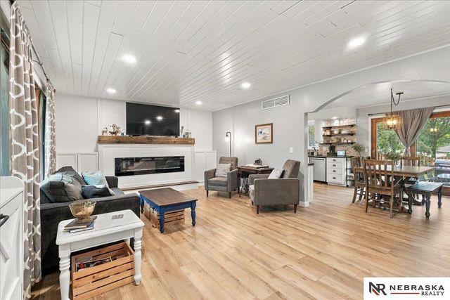 3149 Stephanos Drive, Lincoln, NE 68516