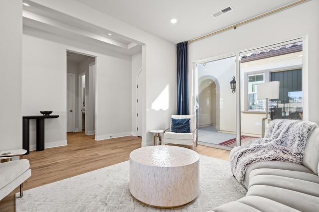 14809 Rustic Ridge Cir, Folsom, CA 95630