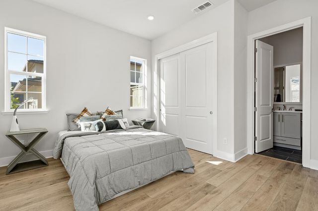 14809 Rustic Ridge Cir, Folsom, CA 95630