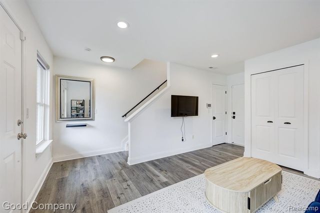 291 E Palmer Street 12, Detroit, MI 48202