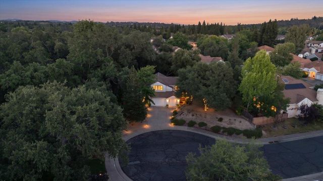 5545 Montclair Dr, Rocklin, CA 95677