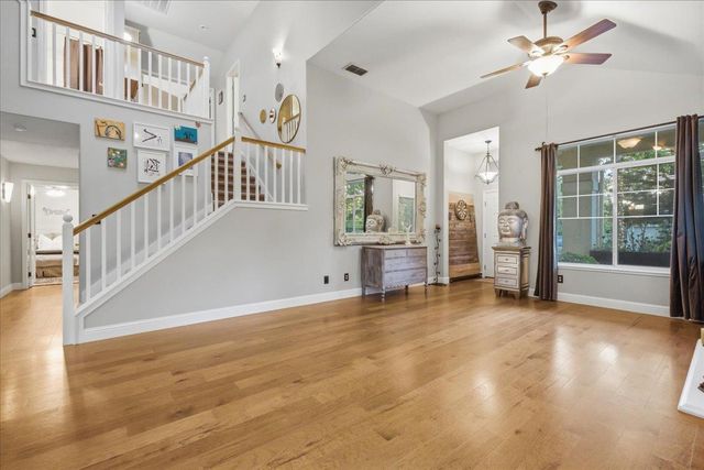 5545 Montclair Dr, Rocklin, CA 95677