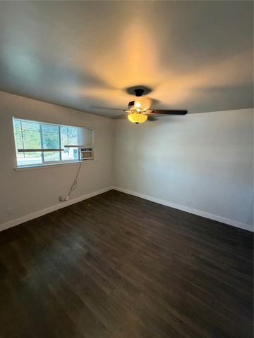 230 Starr Street 101, Dallas, TX 75203