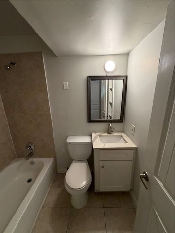 230 Starr Street 101, Dallas, TX 75203
