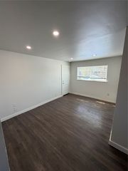 230 Starr Street 101, Dallas, TX 75203