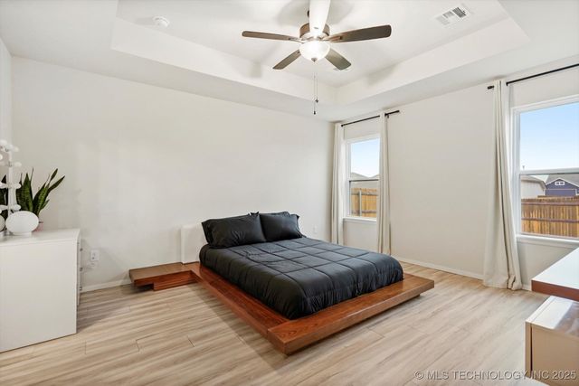 6802 S Hemlock Avenue, Broken Arrow, OK 74011