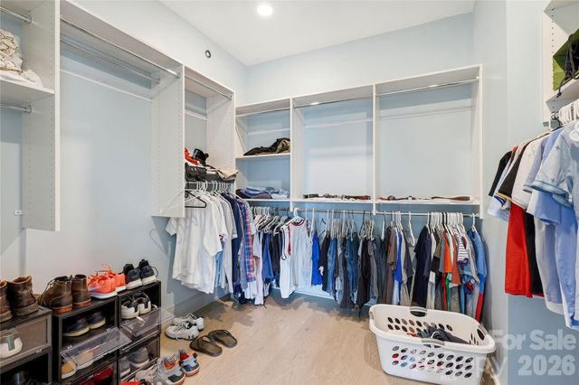 1153 Charles Avenue, Charlotte, NC 28205