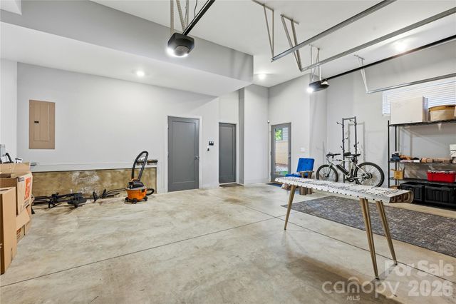 1153 Charles Avenue, Charlotte, NC 28205