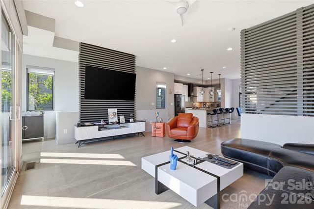 1153 Charles Avenue, Charlotte, NC 28205