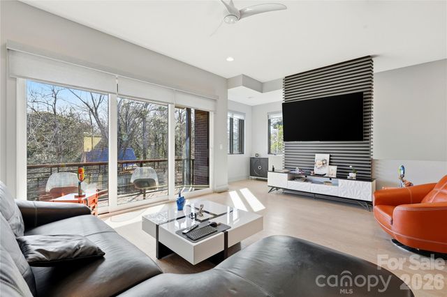 1153 Charles Avenue, Charlotte, NC 28205