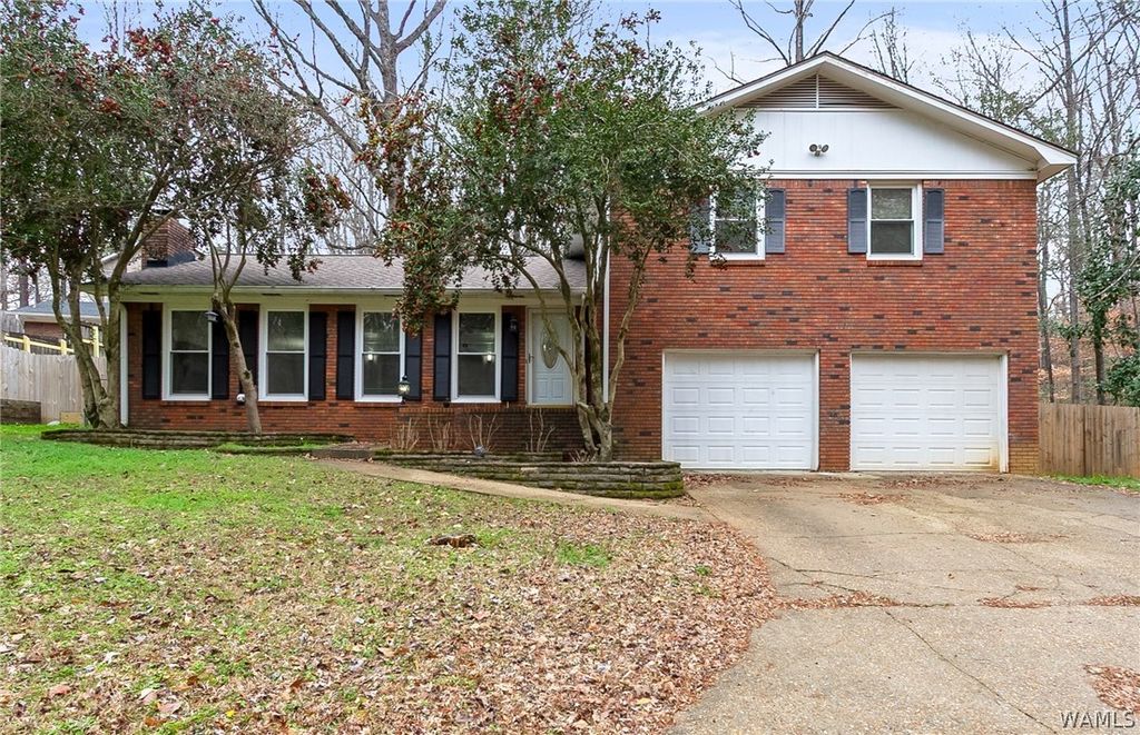 4004- Pelham Heights, Tuscaloosa, AL 35404