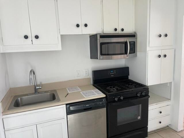 633 Grove Street SE, Albuquerque, NM 87108