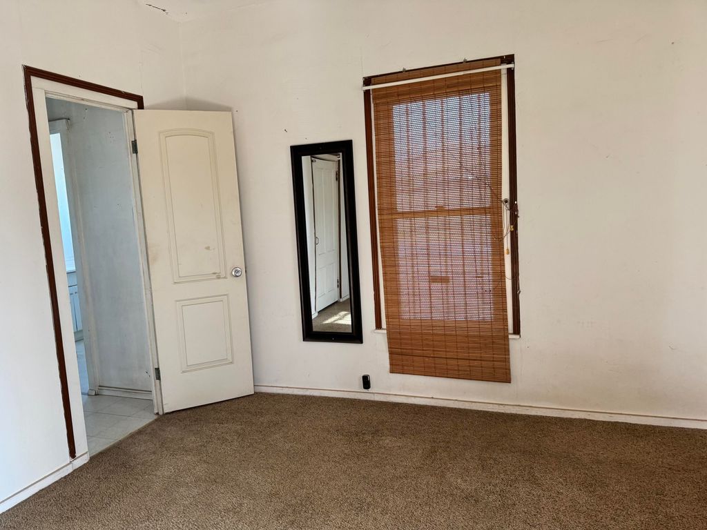 Image 9 of property listing at 1109 N Jaye Street, Porterville, CA 93257