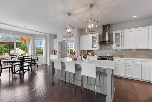 7845 W Mourning Dove LANE, Mequon, WI 53097