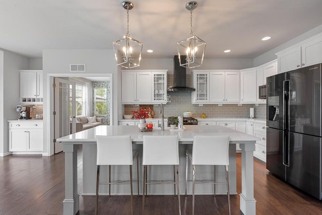 7845 W Mourning Dove LANE, Mequon, WI 53097