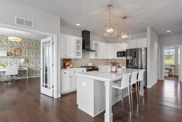 7845 W Mourning Dove LANE, Mequon, WI 53097
