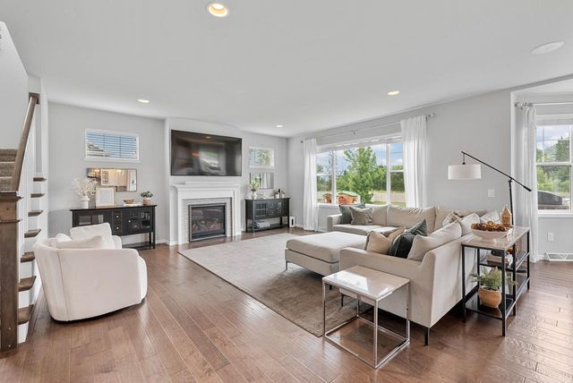 7845 W Mourning Dove LANE, Mequon, WI 53097