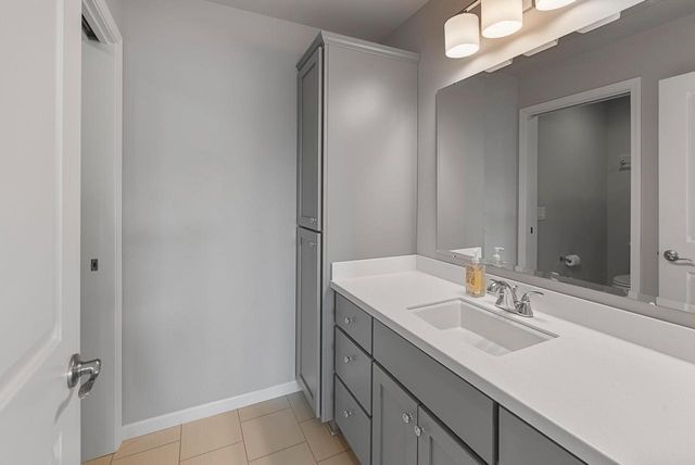 7845 W Mourning Dove LANE, Mequon, WI 53097