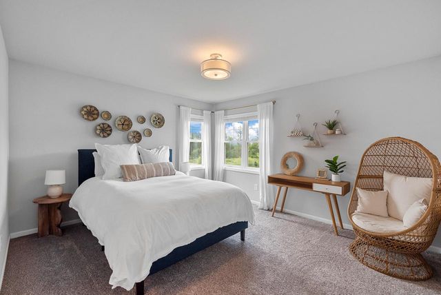 7845 W Mourning Dove LANE, Mequon, WI 53097