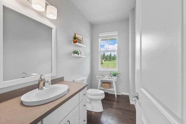 7845 W Mourning Dove LANE, Mequon, WI 53097