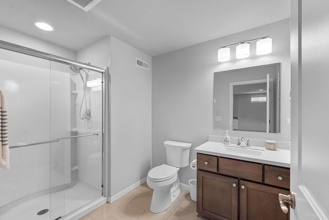 7845 W Mourning Dove LANE, Mequon, WI 53097