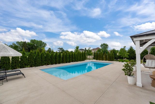 7845 W Mourning Dove LANE, Mequon, WI 53097