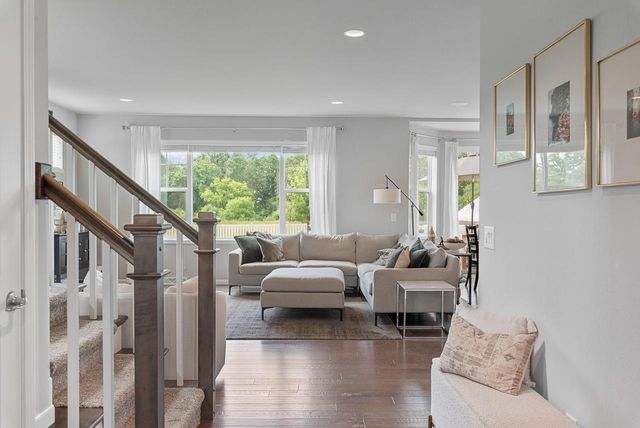 7845 W Mourning Dove LANE, Mequon, WI 53097