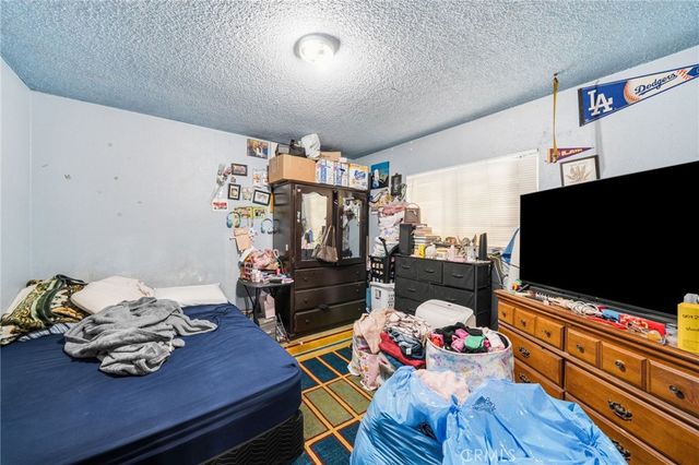 1139 E 42nd, Los Angeles, CA 90011