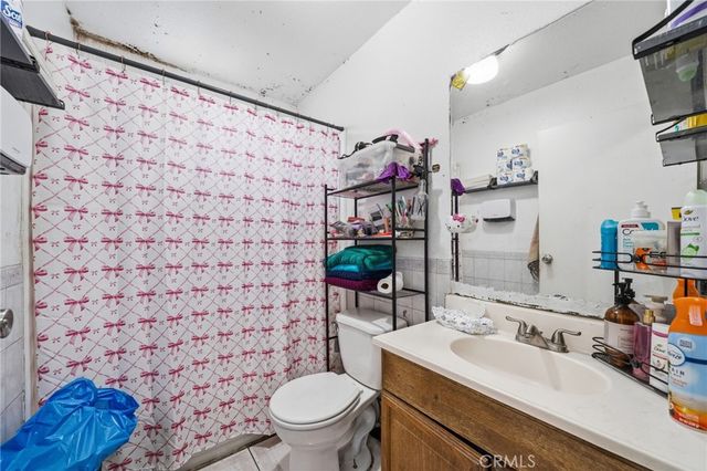 1139 E 42nd, Los Angeles, CA 90011