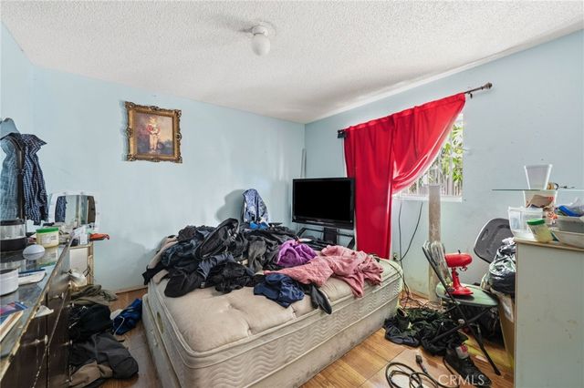 1139 E 42nd, Los Angeles, CA 90011