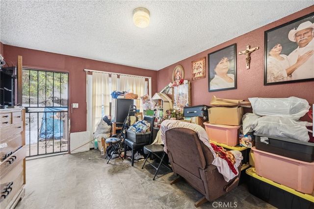 1139 E 42nd, Los Angeles, CA 90011