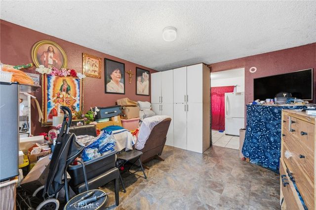 1139 E 42nd, Los Angeles, CA 90011