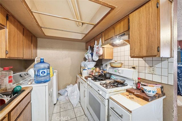 1139 E 42nd, Los Angeles, CA 90011