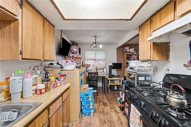 1139 E 42nd, Los Angeles, CA 90011