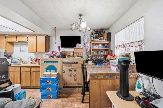 1139 E 42nd, Los Angeles, CA 90011