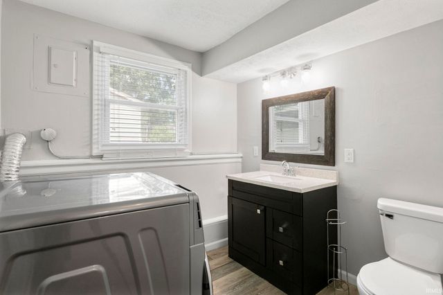 307 N Walnut Street, Mishawaka, IN 46544