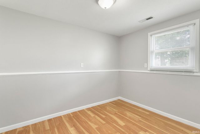 307 N Walnut Street, Mishawaka, IN 46544